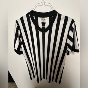 DICK’S SPORTING  GOODS ADULT REFEREE JERSEY SIZE MEDIUM